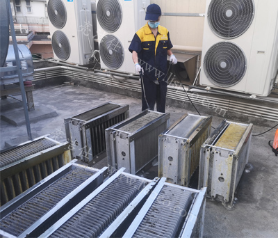 深圳大型净化器清洗选择厂家需要注意什么？(图1)